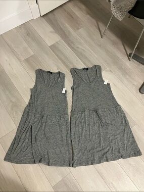 2x Gap , women’s small tall , summer dresses . Made with linen.